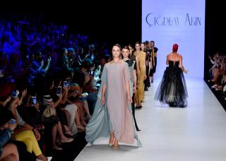 Çiğdem Akın Mercedes Benz Fashion Week İstanbul S/S 2018